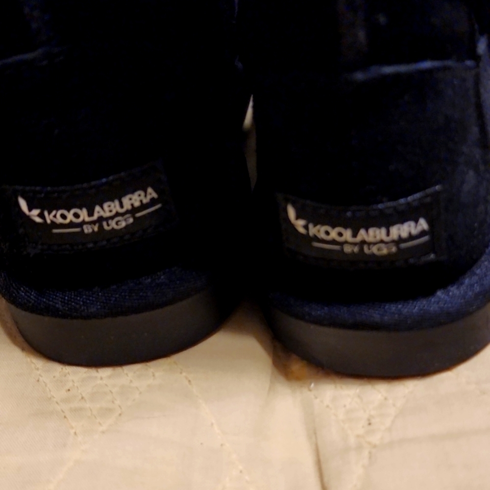 Snow boots